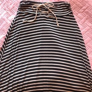 Black & white striped maxi skirt